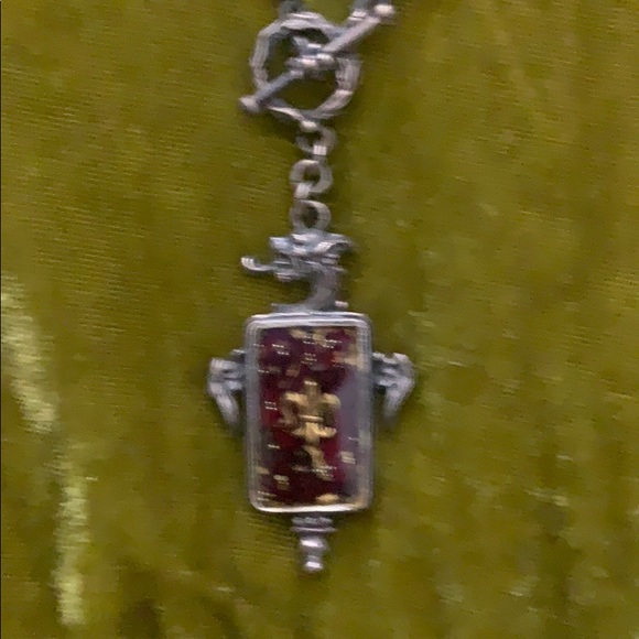 Vintage Fleur de Lis Necklace - Picture 3 of 7